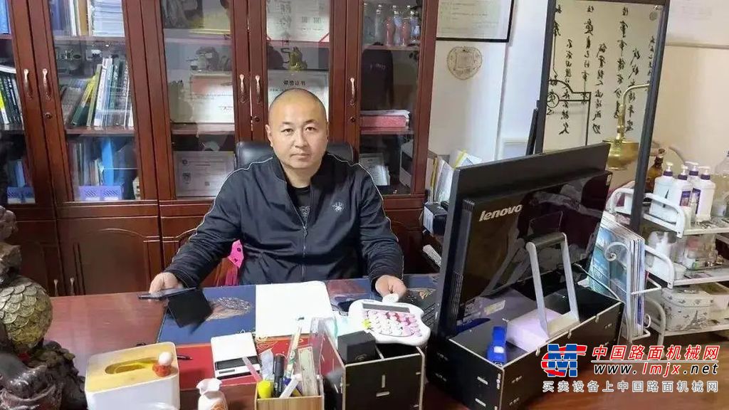 	在接受调研的人中：