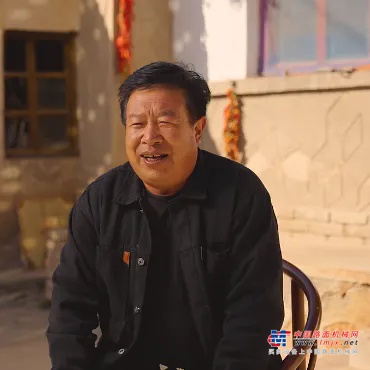 	调研表明，行业中一部分操作手仍有着浓厚的兴趣和热情，希望有所作为。而其他大部分操作手对行业前景和职业发展缺少信心，选择躺平或转行退出。