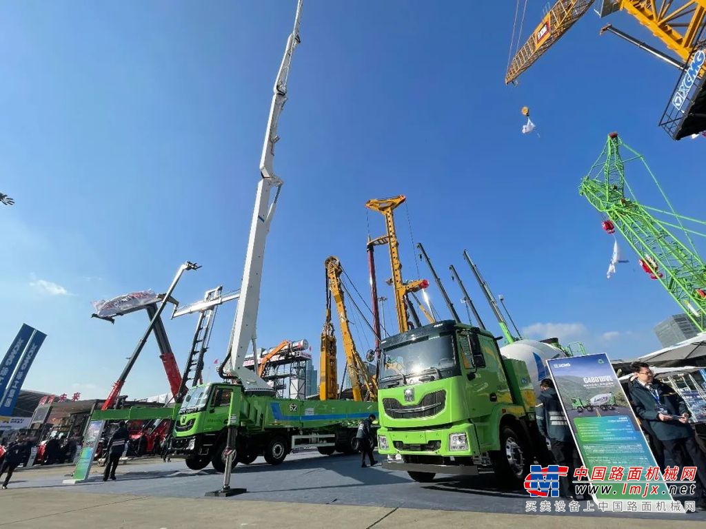 Bauma CHINA 2024｜闪亮登场！徐工混凝土机械登陆上海滩