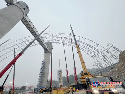 建設鋼構順利完成銅煤公司大跨度球形鋼網架主體高空合龍