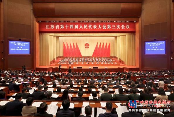 从“信心”到“决心”，省人大代表徐工杨东升：干字当头、稳中提质，为中国式现代化江苏新实践作出新的更大贡献！