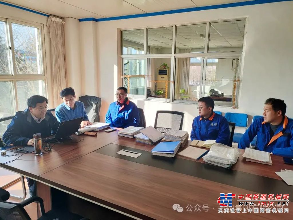 经过为期3天严谨细致的审核，审核组专家对方圆集团的现场管理、员工素质、经营业绩、内部审核开展以及过程控制等方面给予高度评价，并向方圆标志认证公司推荐方圆集团所获证书持续有效。此次三体系认证监督审核的顺利通过，不仅是对方圆集团过去一年管理工作的肯定，也为集团的发展奠定更坚实的基础。
