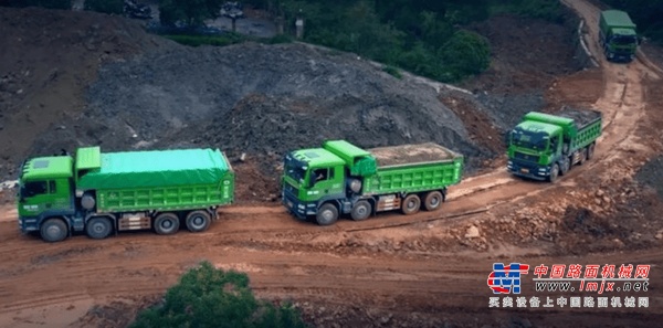 汕耀卡車人 | 中國重汽汕德卡渣土車，全方位領航城建致富之路