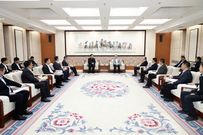 山东重工：满慎刚与山东大学党委书记任友群、校长李术才座谈交流