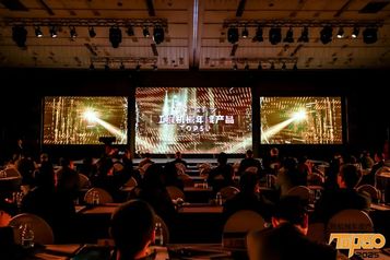 柳工狂揽行业“TOP50”四项大奖！