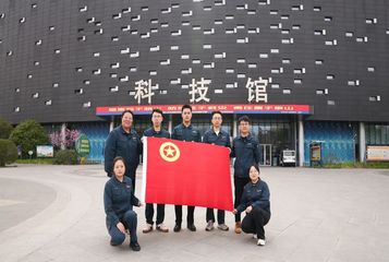 山推青年工程师科普魔法课燃爆科技馆