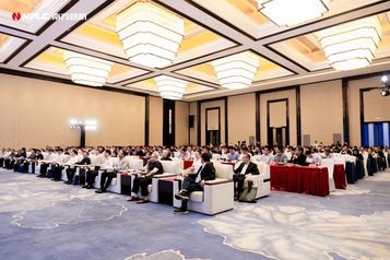 第三届公路养护联盟年会 南方路机展示大比例热再生技术新成果