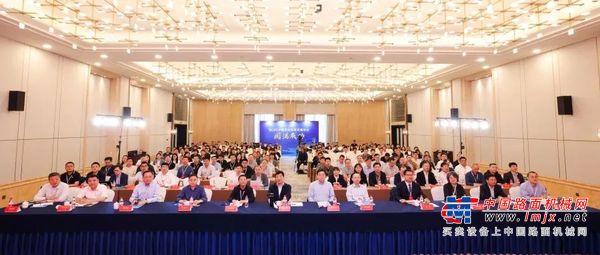 2025中國市政創新發展論壇丨達剛聚焦市政道路養護技術解決方案與需求變化，實現科學養護與可持續發展
