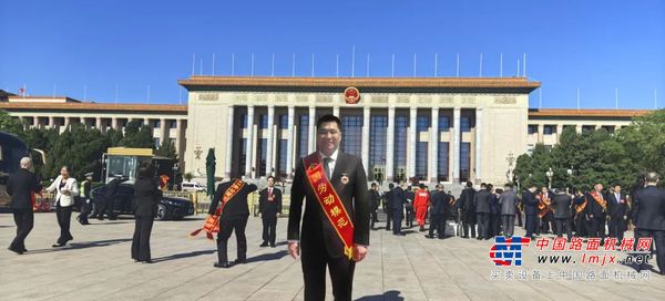 全國勞動模範龐淇文：毫厘必爭的“數控匠人”