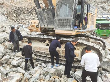 柳工有约，守护不止 | 2025年柳工挖掘机“快人一步·全心守护”服务万里行圆满收官