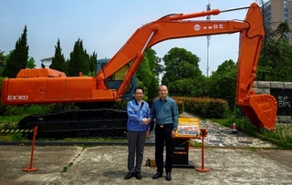 协会吴培国秘书长走访日立建机（中国）有限公司
