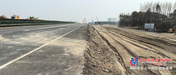 工地报告 | 维特根 W 155 CFi 扎堆沪武高速 阶梯铣刨忙不停