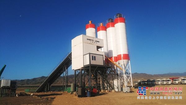“快 精 強 省 穩”五維突破丨山推E5L攪拌站重塑風電、水電建設新範式