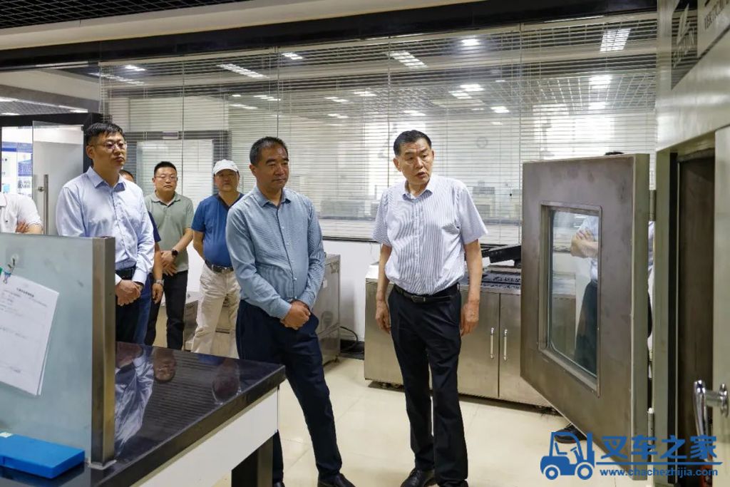 联合考察团队深入高远路业集团开展考察交流