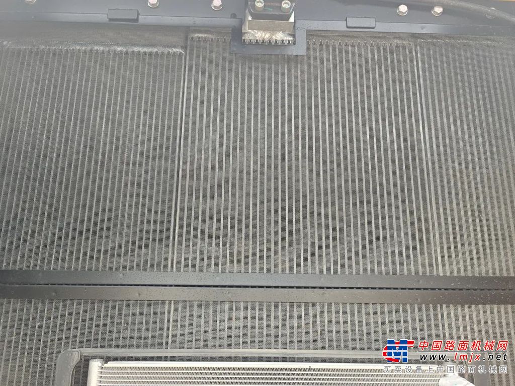 山推小课堂丨挖掘机杨柳絮防护