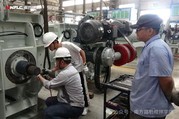 南方路机人才接力，从萌新到优秀服务工程师的距离有多远？