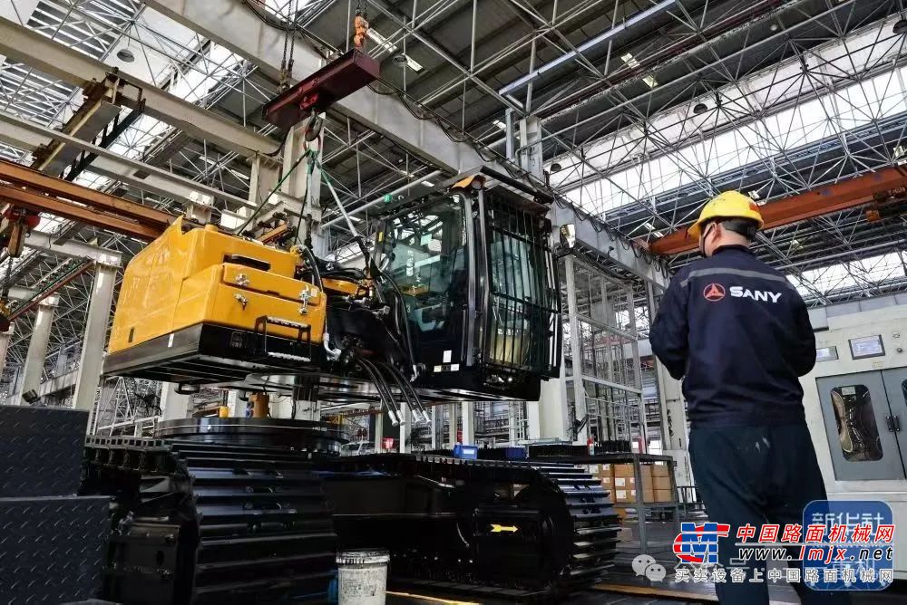 新华社聚焦：三一重机，上海先进制造业的“硬核”担当