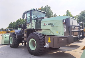 【临行天下】凭实力出圈！山东临工L962HEV——电动装载机界的“全能ACE”