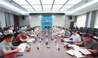 铁建重工党委举行深入贯彻中央八项规定精神学习教育读书班（第二期）暨2025年第6次党委理论学习中心组（扩大）学习会议