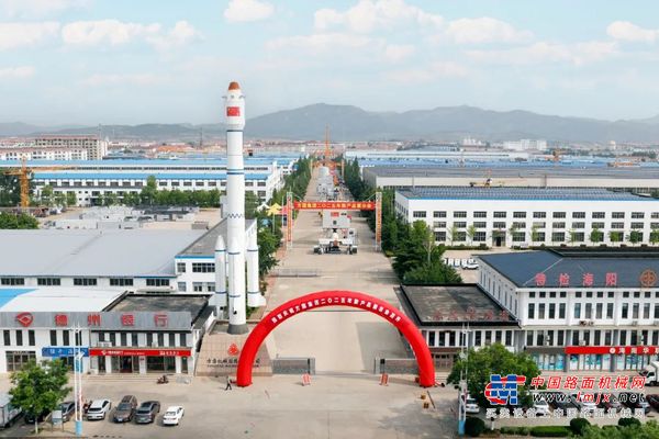 【精品展示】精品荟萃 气势恢宏 筑就非凡 方圆集团2025年新产品展示会召开