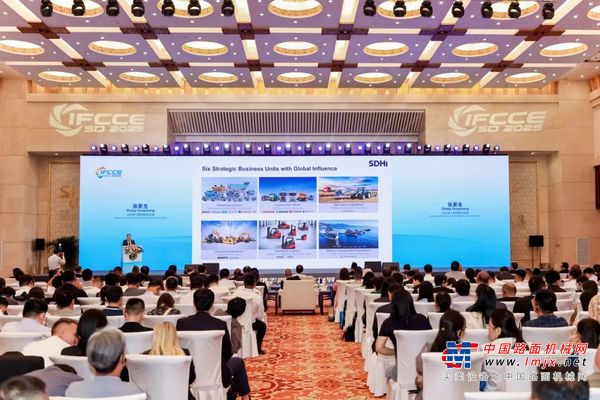 友城搭桥 发展共赢丨以高端装备为媒，山东重工与47国友人共绘全球合作新蓝图