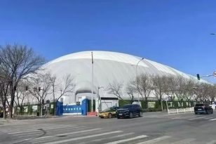 柳工922FE参与全国最大“异型基坑气膜”项目