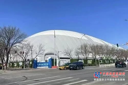 柳工922FE参与全国最大“异型基坑气膜”项目