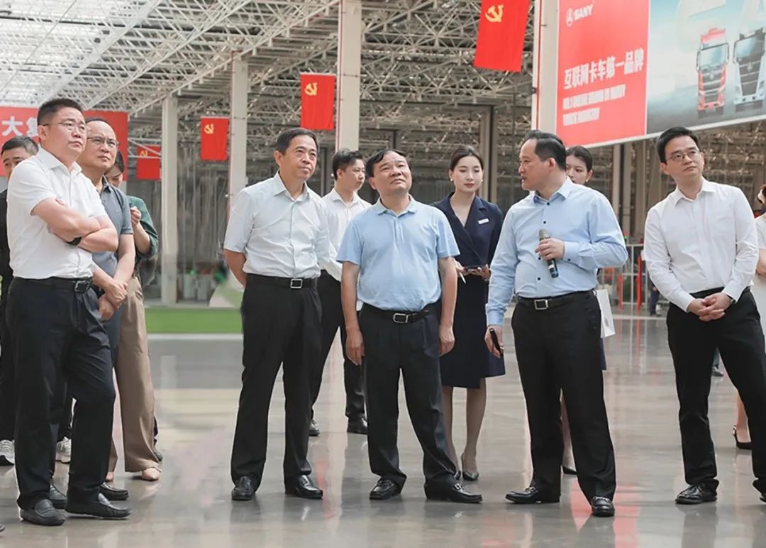 胡伟林在三一智联重卡产业园调研