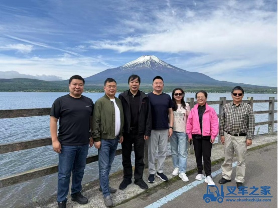 成都沥青商会考察日工总部