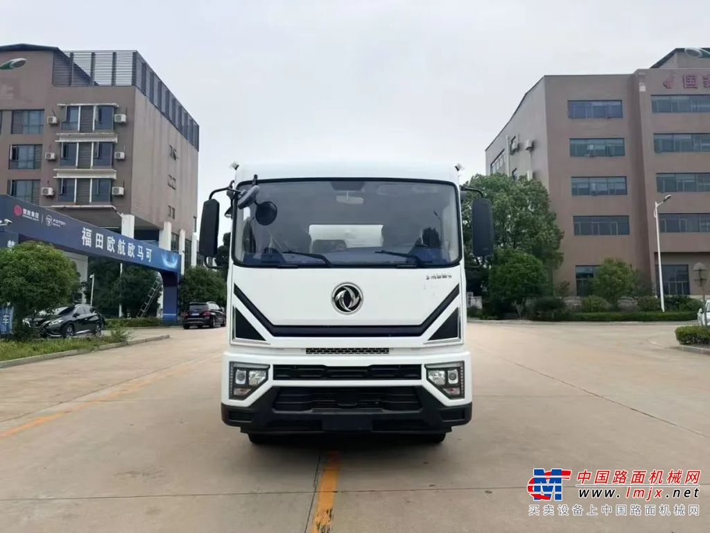 新款东风多利卡D9洒水车12方罐体配玉柴动力