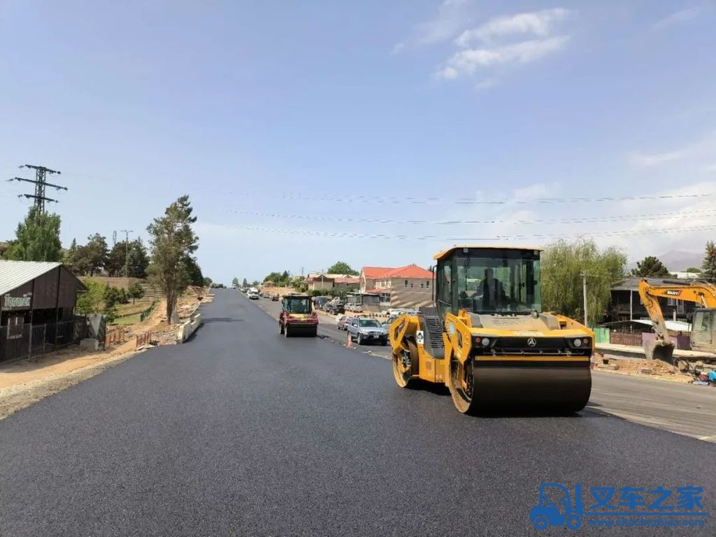 中交西筑：吉尔吉斯斯坦巴雷克奇-乔蓬阿塔-科尔姆杜4公里公路改建项目主线沥青施工圆满完成