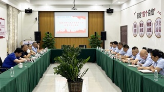 陕建机：许建平一行到福建开辉调研指导工作