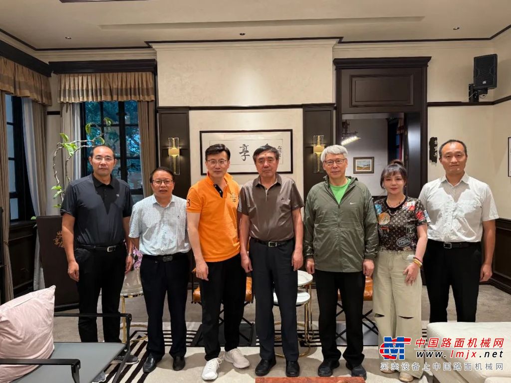 聚焦前沿，共话“四新” | 中国公路学会养护与管理分会理事长李彦武一行到访英达科技集团考察交流