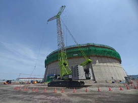 中联重科ZCC3500V-2K履带起重机助力韩国能源建设