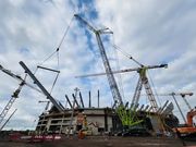 中联重科超大型起重机助力2030年世界杯场馆建设