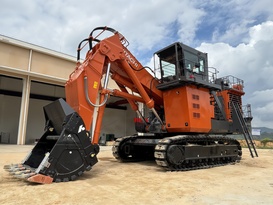 日立EX1900-6超大型液压挖掘机成功交付海螺水泥 携手推进矿山智能化建设