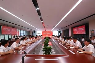 雷沃重工召开庆祝中国共产党成立104周年暨“两优一先”表彰大会