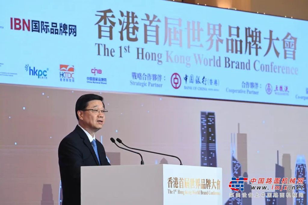 柳工荣膺中国品牌国际化标杆，品牌影响力上新阶！