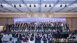 香港首届世界品牌大会，徐工荣膺中国品牌国际化标杆！