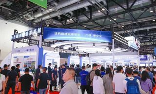 在全球顶尖的铁路行业展会上，中铁装备引人关注