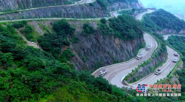 电赋矿山丨智领荆楚-宇通矿卡携手湖北国顺华新，共筑绿色矿山新典范！