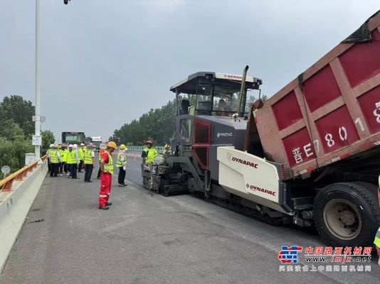 戴纳派克洒布摊铺机：赋能江苏高速公路项目，再创“苏式养护”新标杆