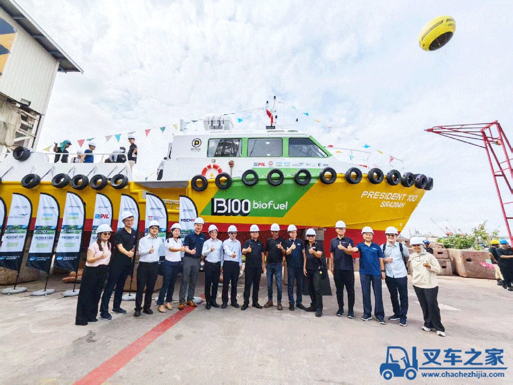 坐标新加坡，潍柴助力B100生物燃油交通船成功下水！