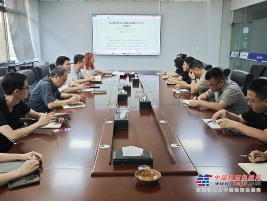 中交西筑张永卫赴技术党支部讲授深入贯彻中央八项规定精神学习教育专题党课