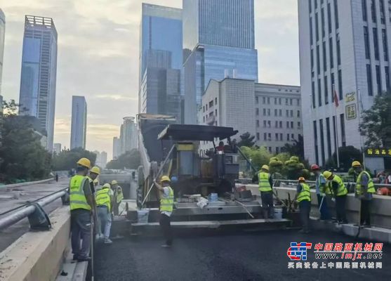 陕建机“热辣滚烫”，“热土”上的午夜耕耘