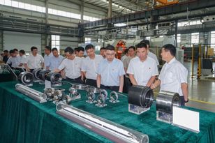 中铁装备党委前往洛阳开展深入贯彻中央八项规定精神学习教育实地践学活动