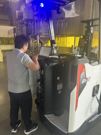 饮料行业高效搬运新标杆丨山猫BR15S-9电动叉车交付大客户