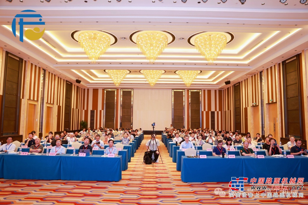 共筑无废城市 泉工股份携绿色智能制砖技术共襄行业顶层峰会