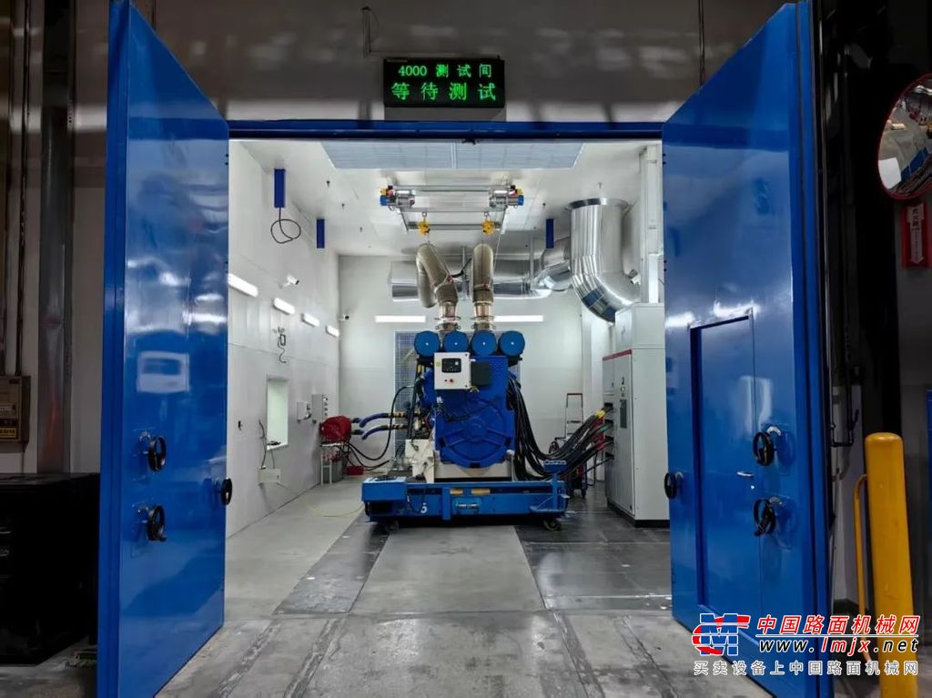 卡特彼勒：FG Wilson威尔信升级4000系列发电机组测试间