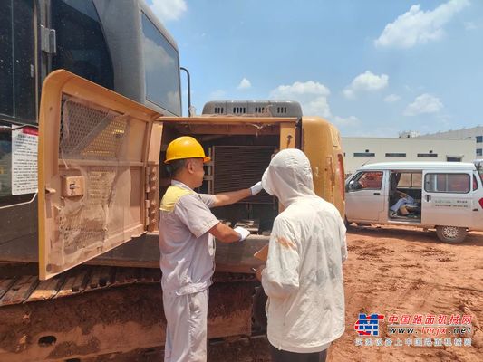 高溫下的堅守：雷沃服務工程師用汗水詮釋“全心為你”